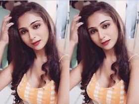 Hirral Raddia's sizzling performance on live webcam