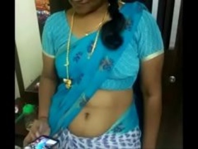 Tamil actress Shri Divya seduces with her seductive talk