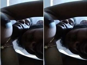 Tamil couple enjoys romantic clamping session