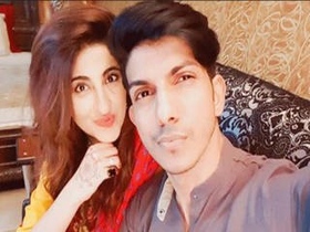 Pakistani babe takes it up the ass in HD video