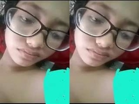 Desi beauty flaunts her body on video call