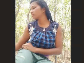 Wild sex between a desi blonde girl and her boyfriend in the forest