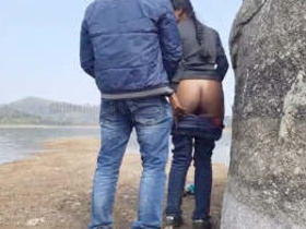 Desi couple's steamy outdoor encounter