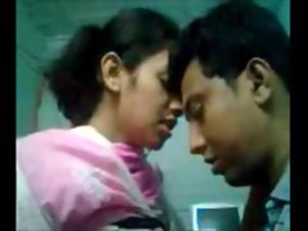 SG and two Indian teens team up for a steamy encounter