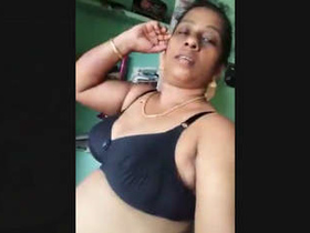 Auntie's naked body on display
