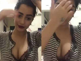 Cat's big boobs and sexy body in a steamy video chat