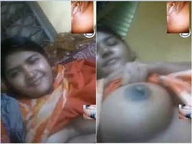 Desi babe flaunts her big boobs and pussy in video call