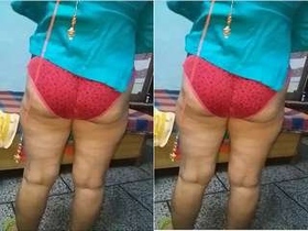 Husband records wife with a voluptuous butt for his own pleasure