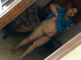 Aunt Mallu reveals her tits and pussy for your viewing pleasure