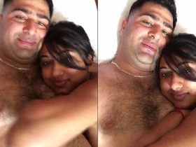 Indian office worker experiences embarrassment while performing oral sex on her boss