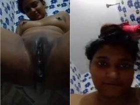 Bangal girl pleasures herself with her hands