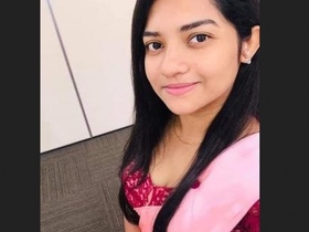Teen girl Heena gets naughty in video clip