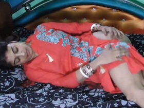 Desi driver gets intimate with housewife