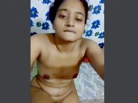 Super horny girl gets hard and fingering
