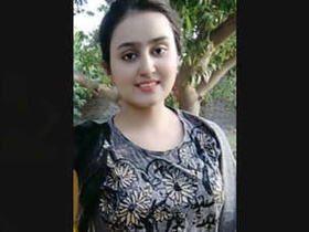Busty bhabi flaunts her assets in a video call
