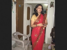 Indian office worker's steamy MMS collection
