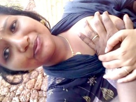 Big boobs college girl gets naughty in desi video