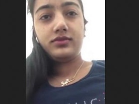 Desi wife flaunts her nice boobs for the camera