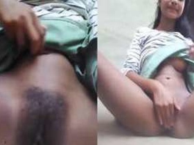 Busty Indian beauty pleasures herself in XXX way