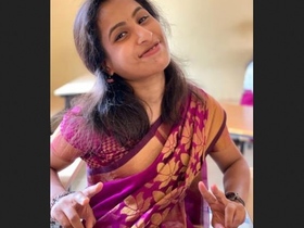 A sweet Indian girl pleasures herself with her fingers in this video