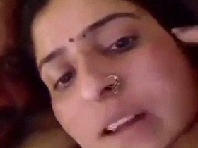 Pakistani Aunt and Uncle's Xvideo Scandal