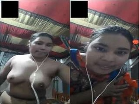 Boady flaunts her naked body and performs seductive moves