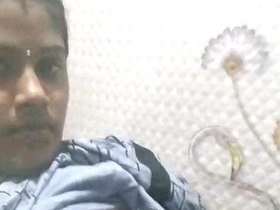 Naked woman with a hole in her forehead takes seductive selfies