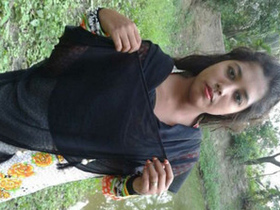 Kajal Bhabhi's seductive movements while riding a cock