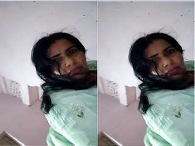 Indian bhabhi enjoys riding a dick