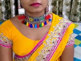 Naughty Indian wife seduces lover in secret tryst