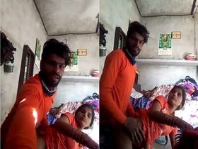 Amateur Bhabhi gets fucked in exclusive video