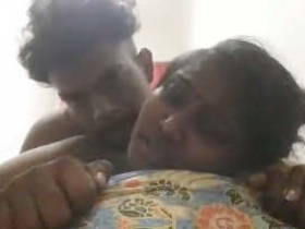 Indian bhabhi gets fucked in a steamy video