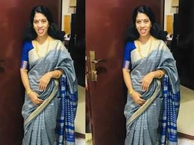 Bhabhi's nude selfies in exclusive video part 2