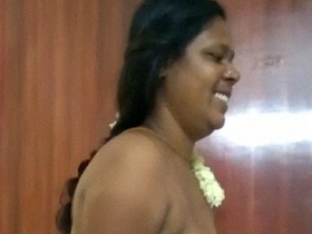Mallu beauty Jasmine Ceci strips naked for a steamy Kollam MMC video