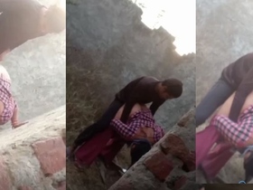 Indian village slut gets doggy style in the open air