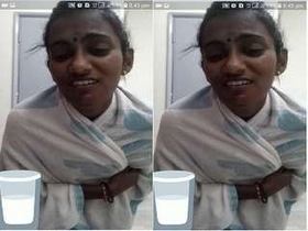 Village girl gets naughty with her lover