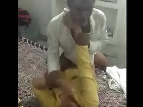 Desi bhabi gets fucked by her daddy in lw video