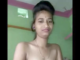 Watch a Handsome Desi guy give a Blowjob to his Boss in This Hot Video