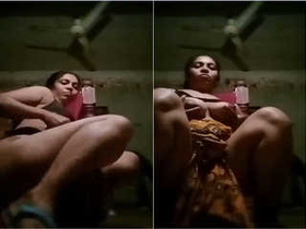 Desi MILF flaunts her big boobs and butt