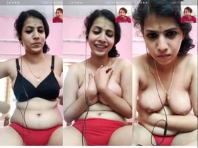 Busty South Indian bhabhi flaunts her assets in a video call