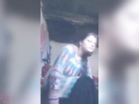 Indian webcam model flaunts her gorgeous XXX in a seductive manner