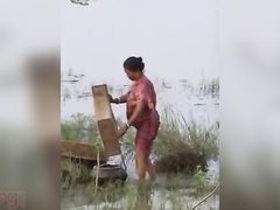 Auntie in a revealing blouse gets naughty in the backyard