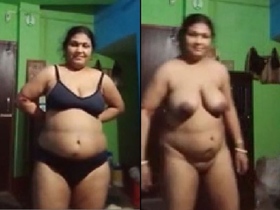 Mature Bhabhi bares it all for the camera