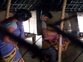 Tamil wife in saree gets fucked by her lover in a hot video