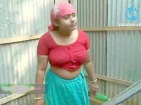 Indian bhabi spits in the bathtub