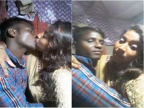 Exclusive Desi Devar Bhabhi's passionate kissing session