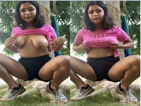 Exclusive video of a black amateur showing her boobs