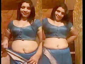 Desi's hot girlfriend is getting fucked hard