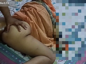 Desi girl's first anal experience in HD video