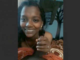 Hot Tamil girl gives a blowjob in HD video